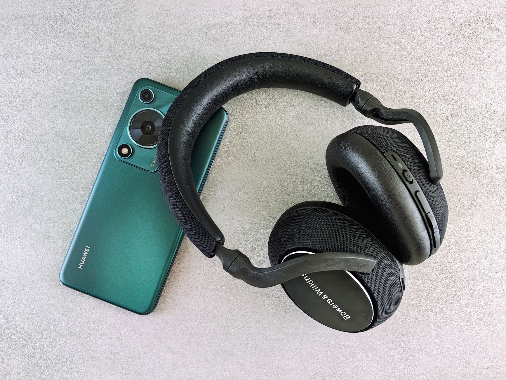Bose QuietComfort Ultra headphones